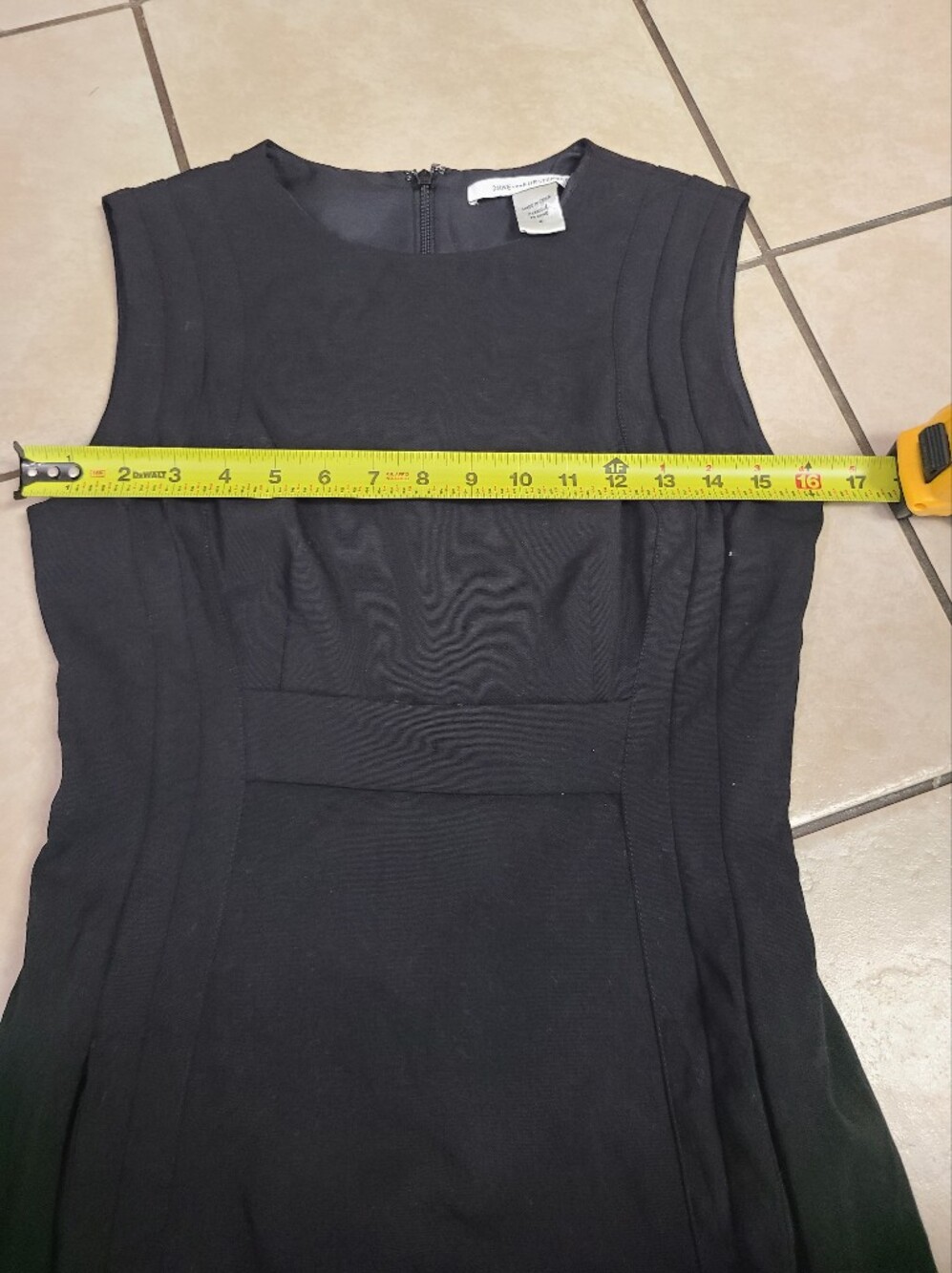 Diane Von Furstenberg Sleeveless Black Sheath Dress with Tailored Seams - Picture 4 of 11